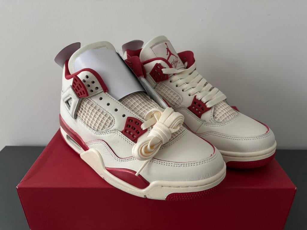 Nike Air Jordan Valentine’s Day (2026), Wit, Nieuw, Ophalen of Verzenden, Sneakers of Gympen