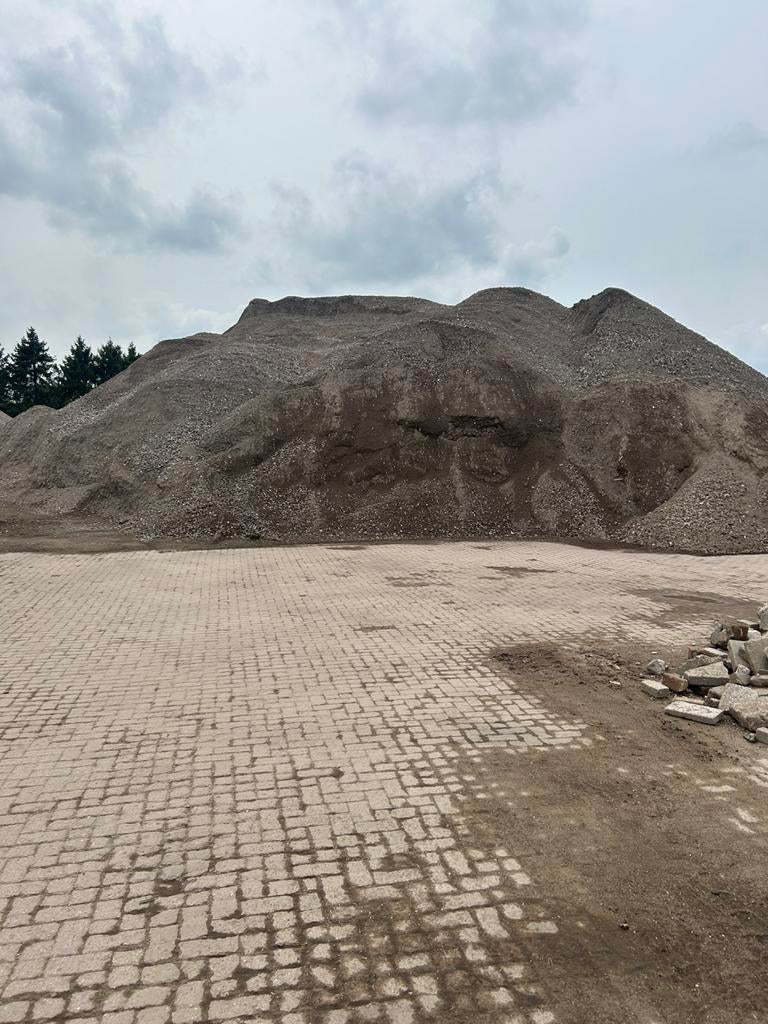 Gebroken puin mengranulaad, Ophalen of Verzenden