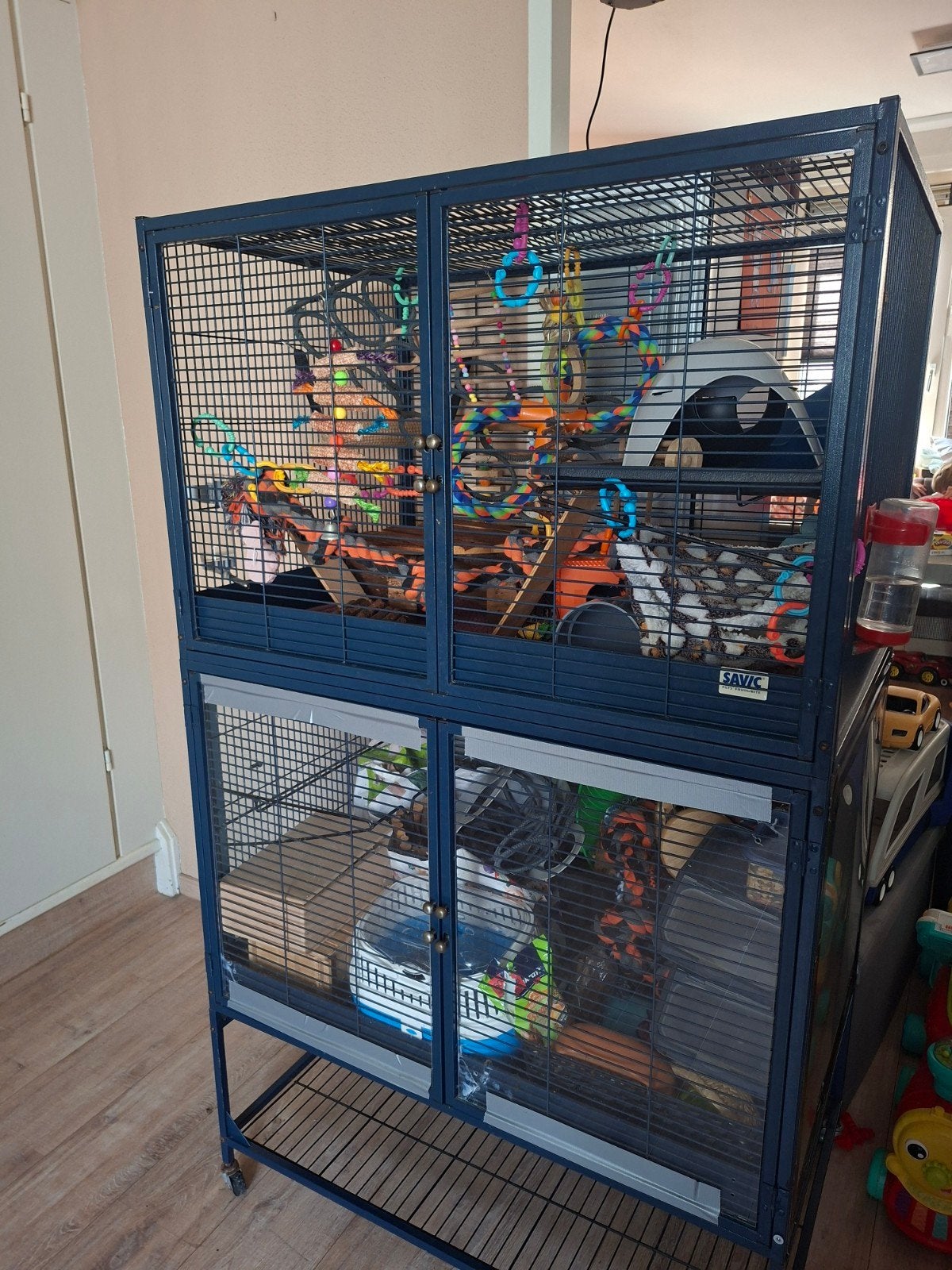 savic suite royal blue geen knaagschade dubbele rattenkooi, Dieren en Toebehoren, Ophalen, Kooi, Gebruikt, 90 cm of meer