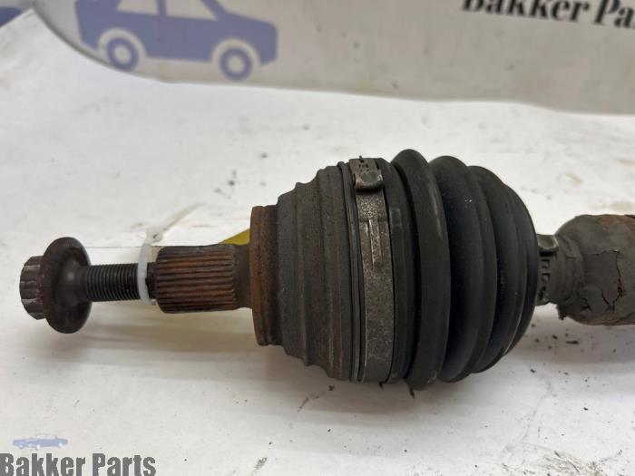 Aandrijfas rechts-voor van een Volkswagen Scirocco, Gebruikt, -, Volkswagen, -