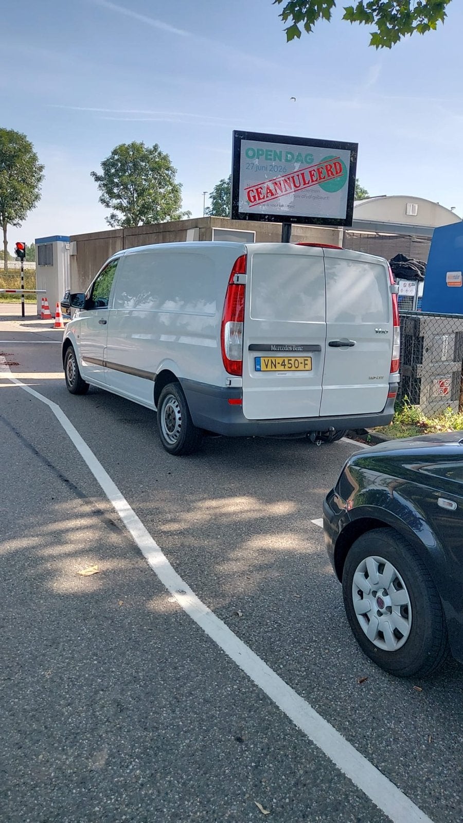 Mercedes-Benz Vito 110 CDI 70KW  2015., Auto's, Euro 5, Stof, Zwart, Wit