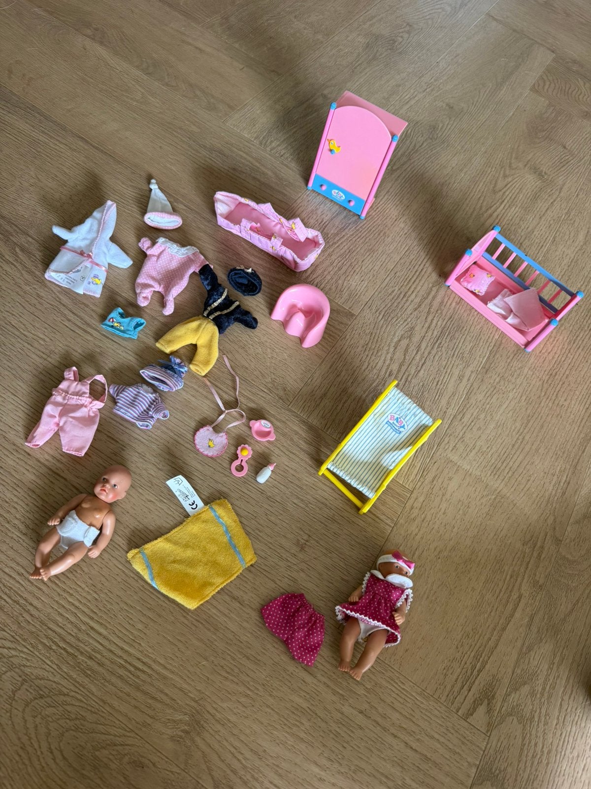 Baby Born mini world, Ophalen of Verzenden, Gebruikt, Babypop