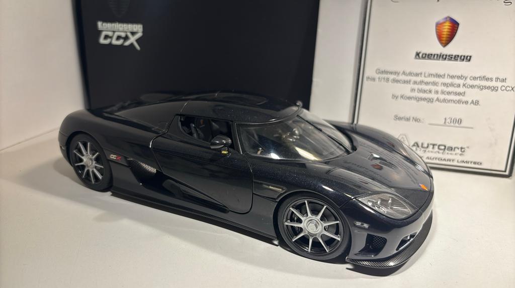 Koenigsegg ccx black autoart 1.18, Hobby en Vrije tijd, Modelauto's | 1:18, Ophalen of Verzenden, Autoart, A, A