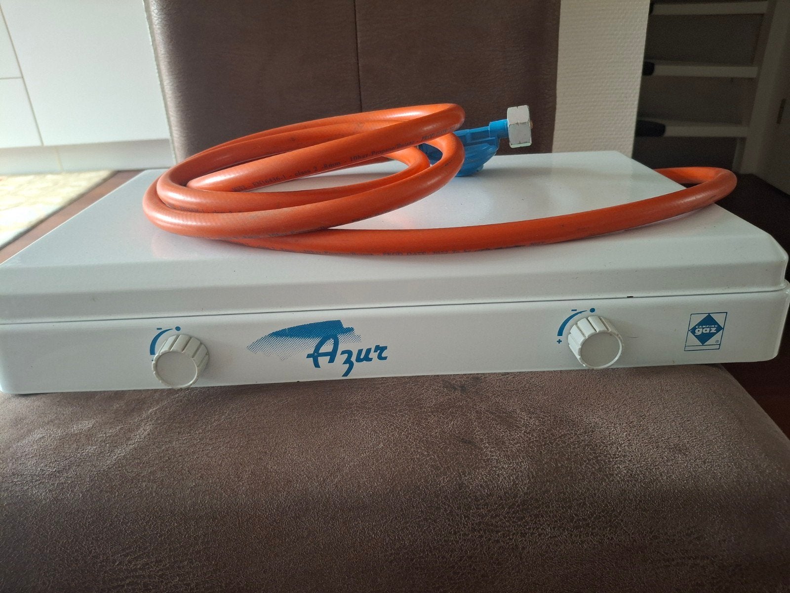 Azur Atag 2 pits met gasslang + aansluiting gasfles, Ophalen, Zo goed als nieuw