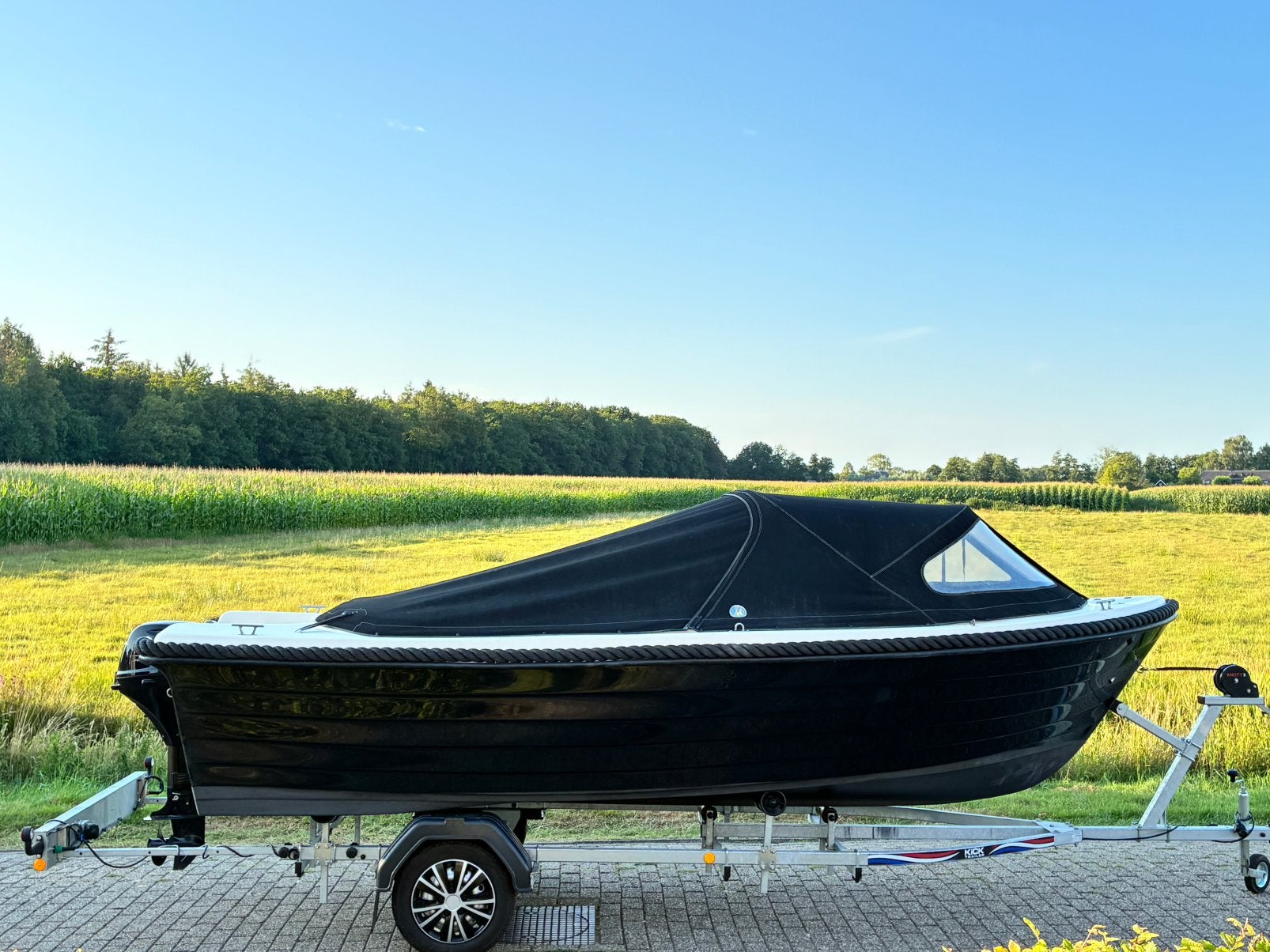 Admiral 525 | 20PK Suzuki  | Incl. Trailer | Vaarbewijsvrij, Ophalen, Admiral, Zo goed als nieuw, Rondzit
