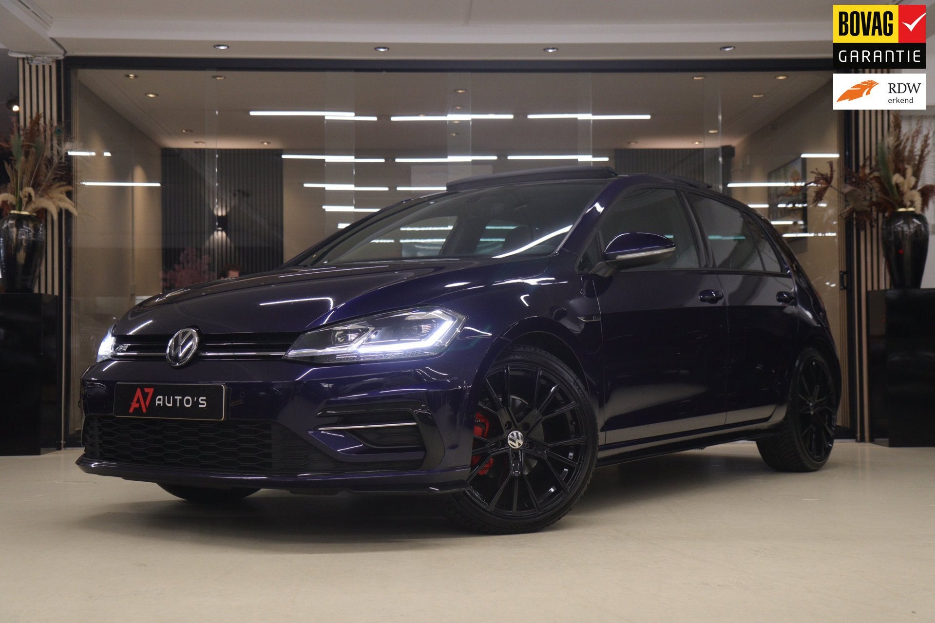 Volkswagen Golf 1.5 TSI Highline Business R Pano/Carplay/Cam, Auto's, Euro 6, 4 cilinders, 150 pk, Blauw