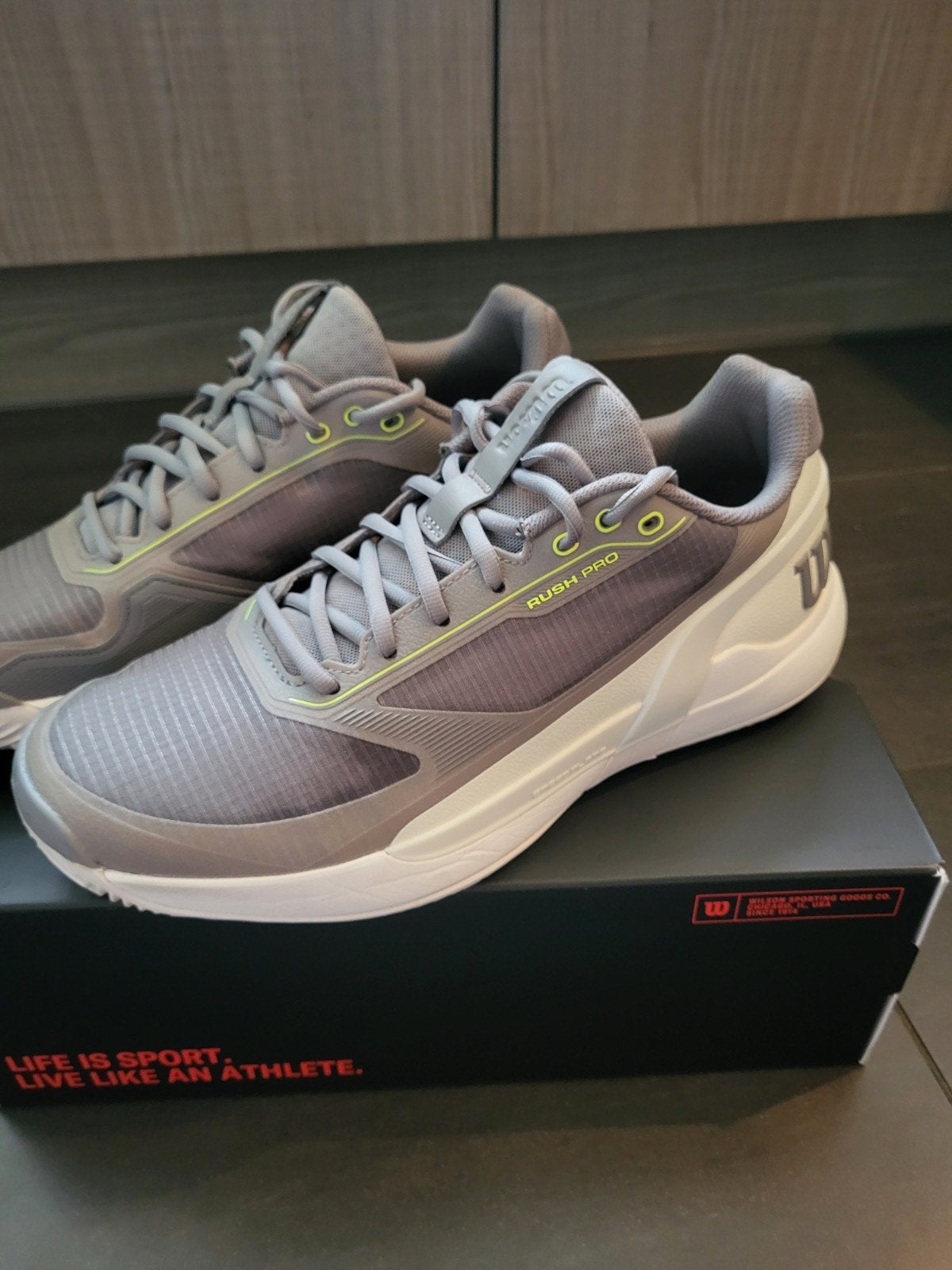 Wilson Rush Pro 5 gravel maat 45 z.g.a.n., L00, Schoenen, Ophalen of Verzenden, Zo goed als nieuw