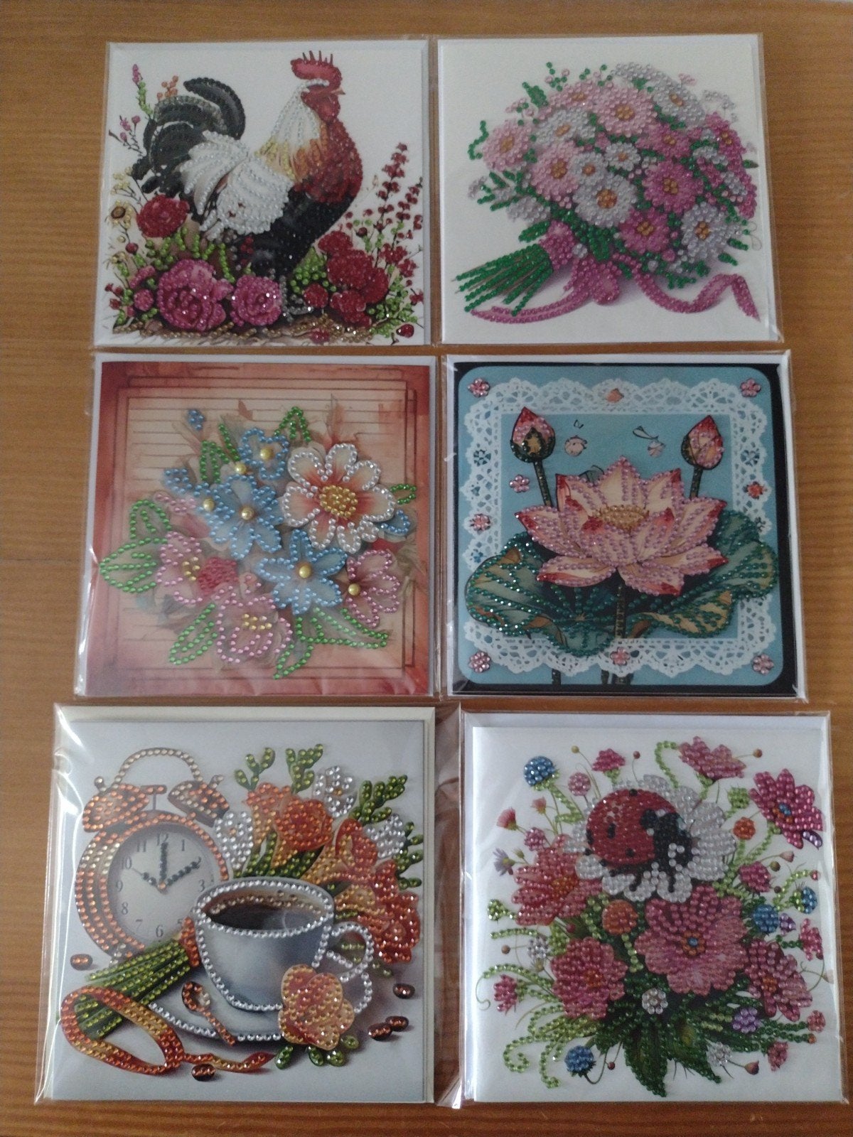 AKTIE Pakket van 28 dubbele kaarten met envelop (handmade), Nieuw, Ophalen of Verzenden, Overige thema's, Nvt