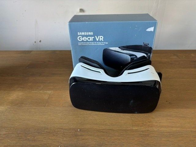Samsung Gear VR Virtual Reality Bril - Ervaar VR!, Spelcomputers en Games, Virtual Reality, Gebruikt, Telefoon, VR-bril, Ophalen of Verzenden