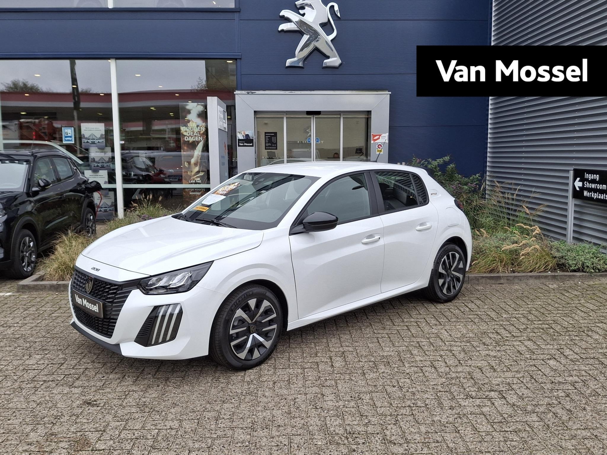 Peugeot 208 1.2 Hybrid 110 e-DCS6 Style | Automaat | Parkeer