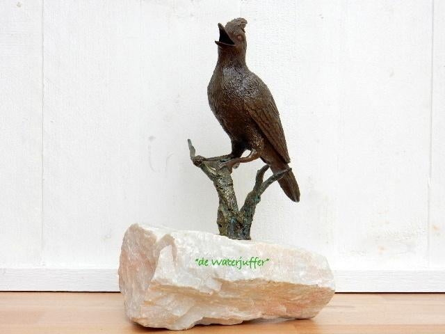 033* Bronzen kuif vogel oprots(Boven €75 geen verzendkosten), Tuin en Terras, Tuinbeelden, Ophalen of Verzenden, Nieuw, Overige materialen