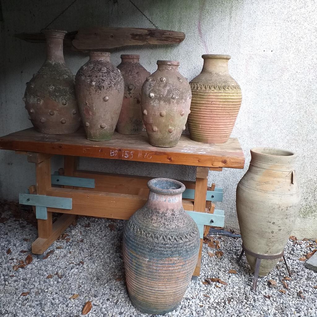 Terracotta kruik , antieke vaas uit Marokko, Ophalen