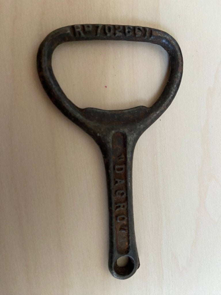 Antieke Melkfles Opener Dacro, Ophalen of Verzenden