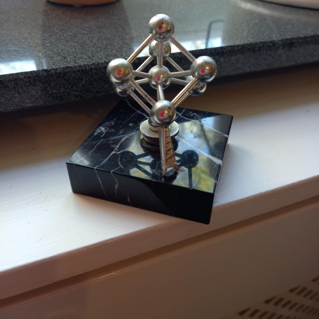 1958 (Expo 58) Atonium souvenir Brussel, Ophalen of Verzenden, Groter dan 1:32