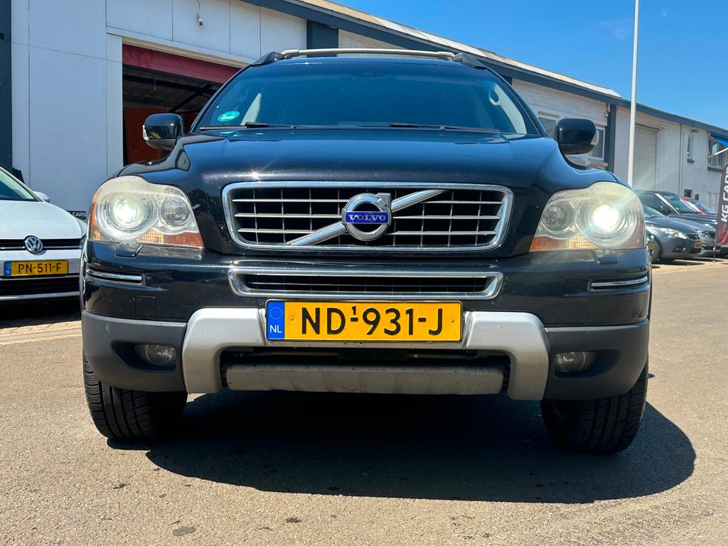 Volvo XC90 2.4 D3 FWD R-Design, Euro 5, Gebruikt, 241 €/maand, 7 stoelen