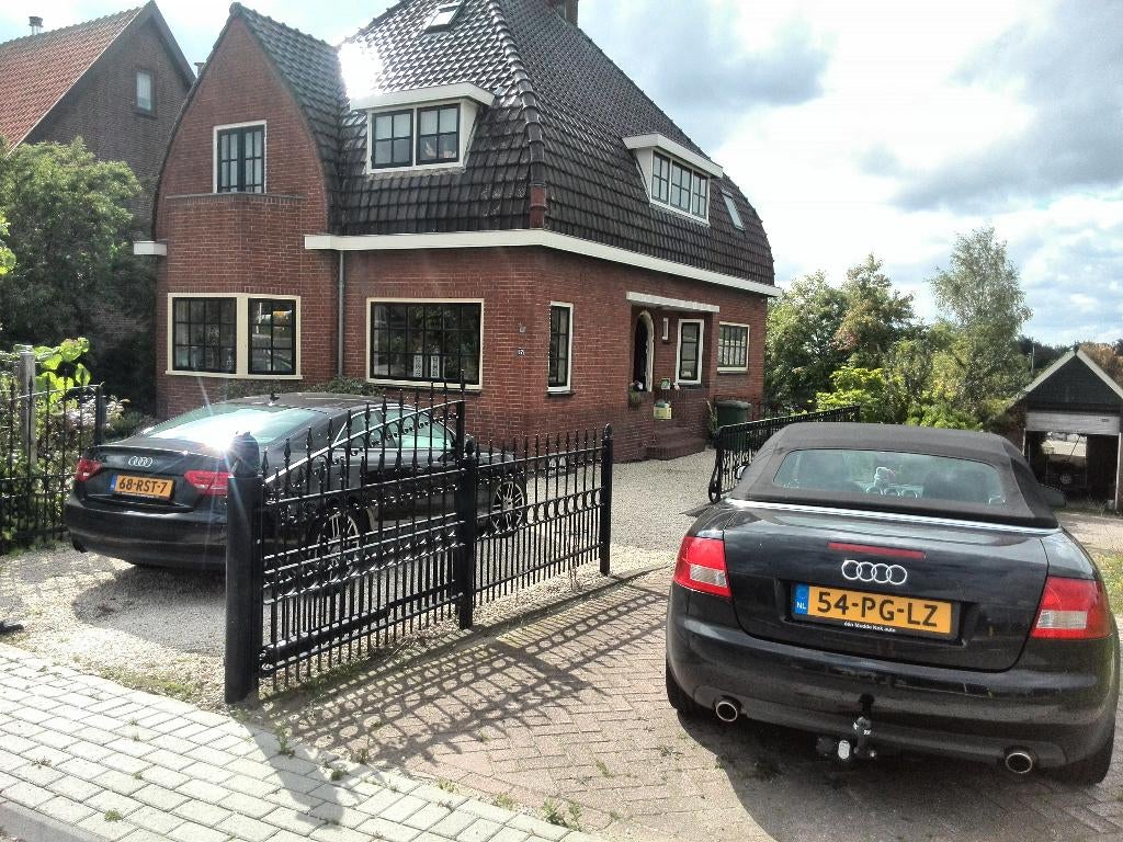 18 meter hekwerk met 2 inrijpoorten, Ophalen, Gebruikt, IJzer, Sierhekwerk