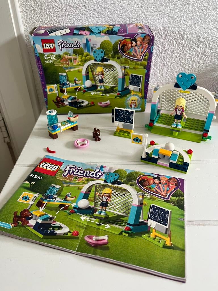 LEGO Friends 41330 voetbaltraining, Ophalen, Zo goed als nieuw