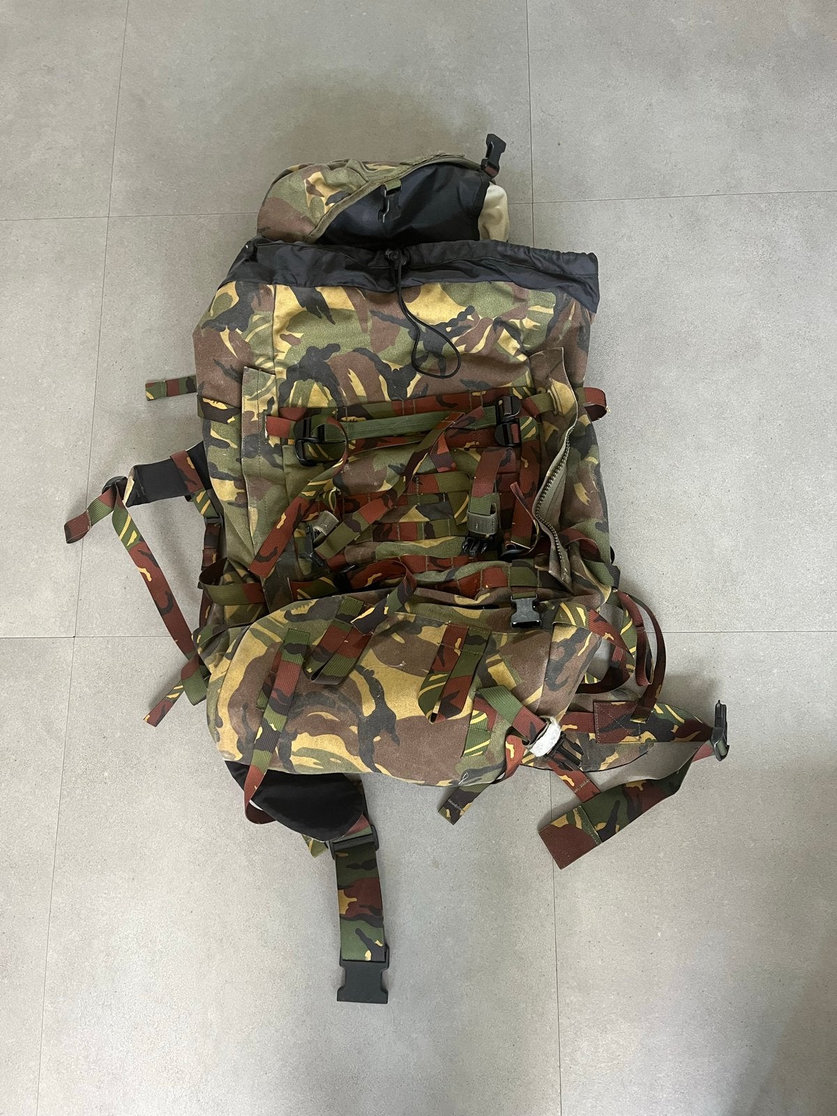 Defensie rugzak/draagtas camouflage, Ophalen of Verzenden, Landmacht, Nederland, Overige typen