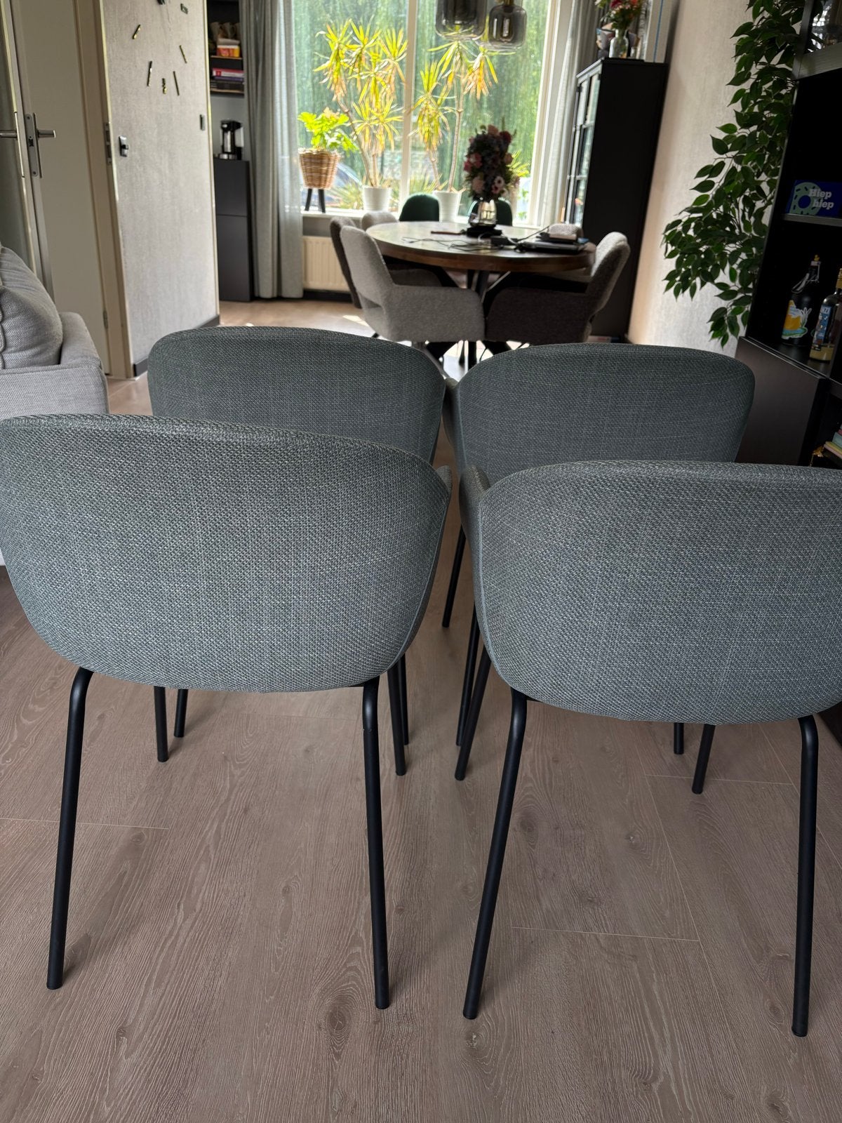 Eetkamer Kuipstoel - Prima Staat - Zwarte IJzeren Poot, Huis en Inrichting, Stoelen, Ophalen, Overige kleuren, Zo goed als nieuw