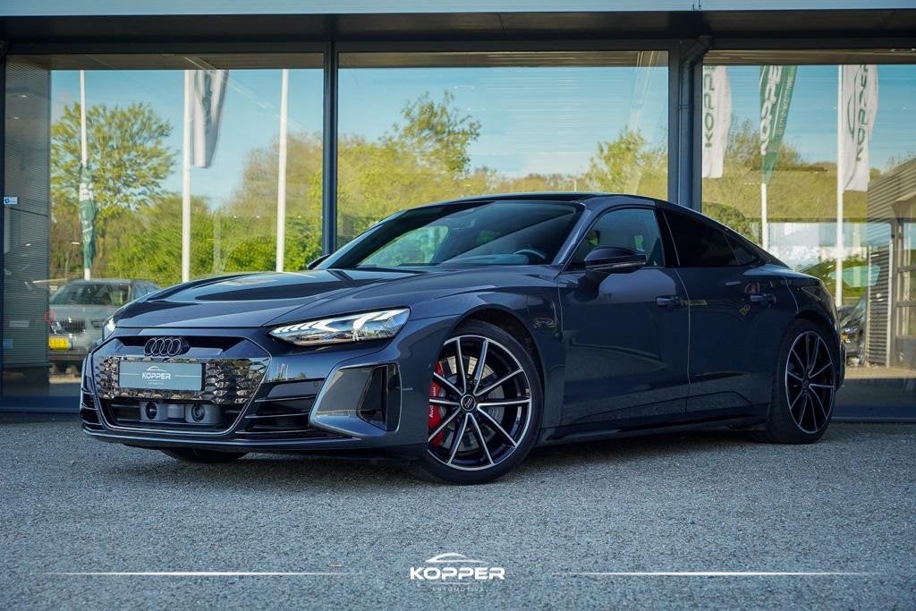 Audi e-tron GT RS 93 kWh 600 PK / 4Wiel Sturing / Massage /, Auto's, Gebruikt, Zwart, 598 pk, 93 kWh