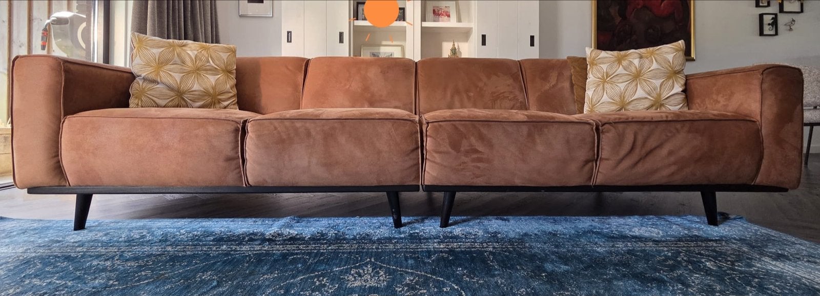 Dutchbone 4-zits bank in cognac kleur, Ophalen, 250 tot 300 cm, Gebruikt, 75 tot 100 cm