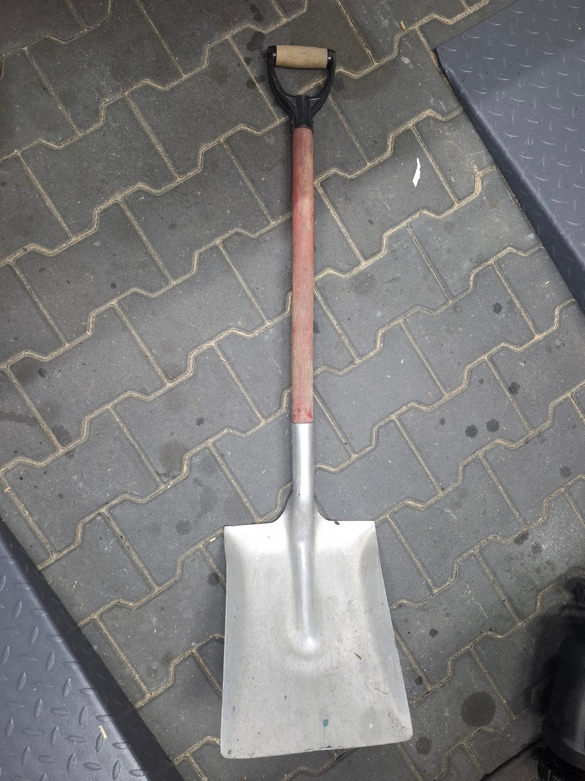 Stevige ijsschep met houten steel, Doe-het-zelf en Verbouw, Ophalen of Verzenden, Gebruikt, Overige typen