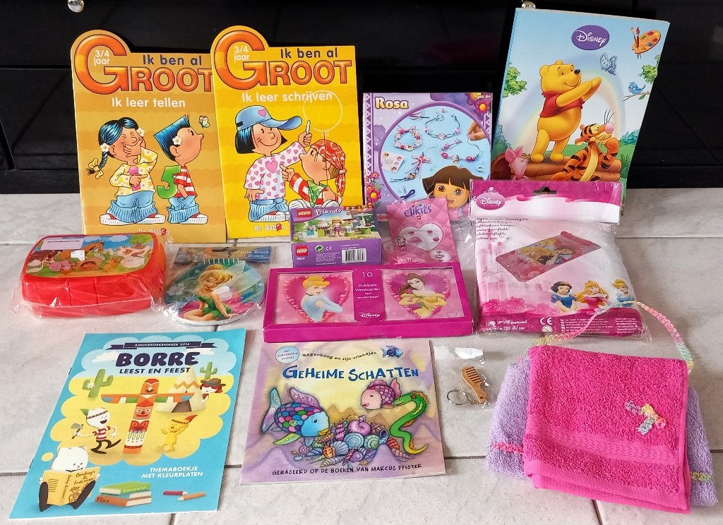 Kinderpakket 4 - Lego, lounger, Disney prinsessen en meer, Ophalen, Meisje