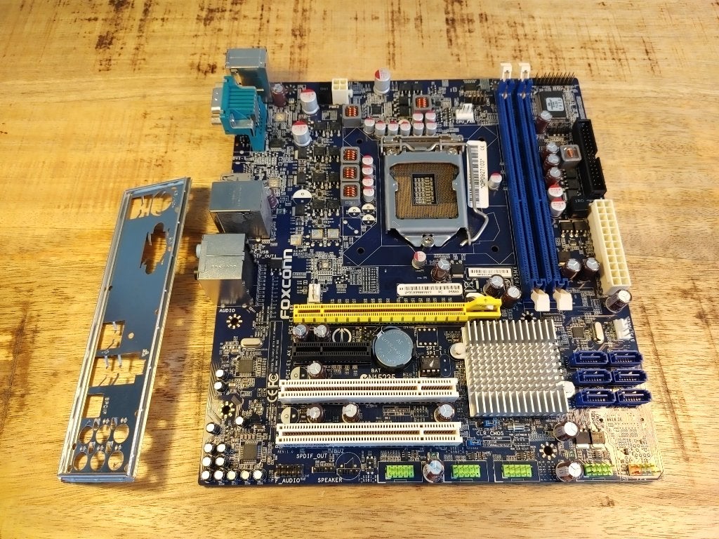 Foxconn P55MX Socket 1156 mATX Moederbord, Computers en Software, Moederborden, LGA 1156, Foxconn S.A. B.V., Refurbished, DDR3