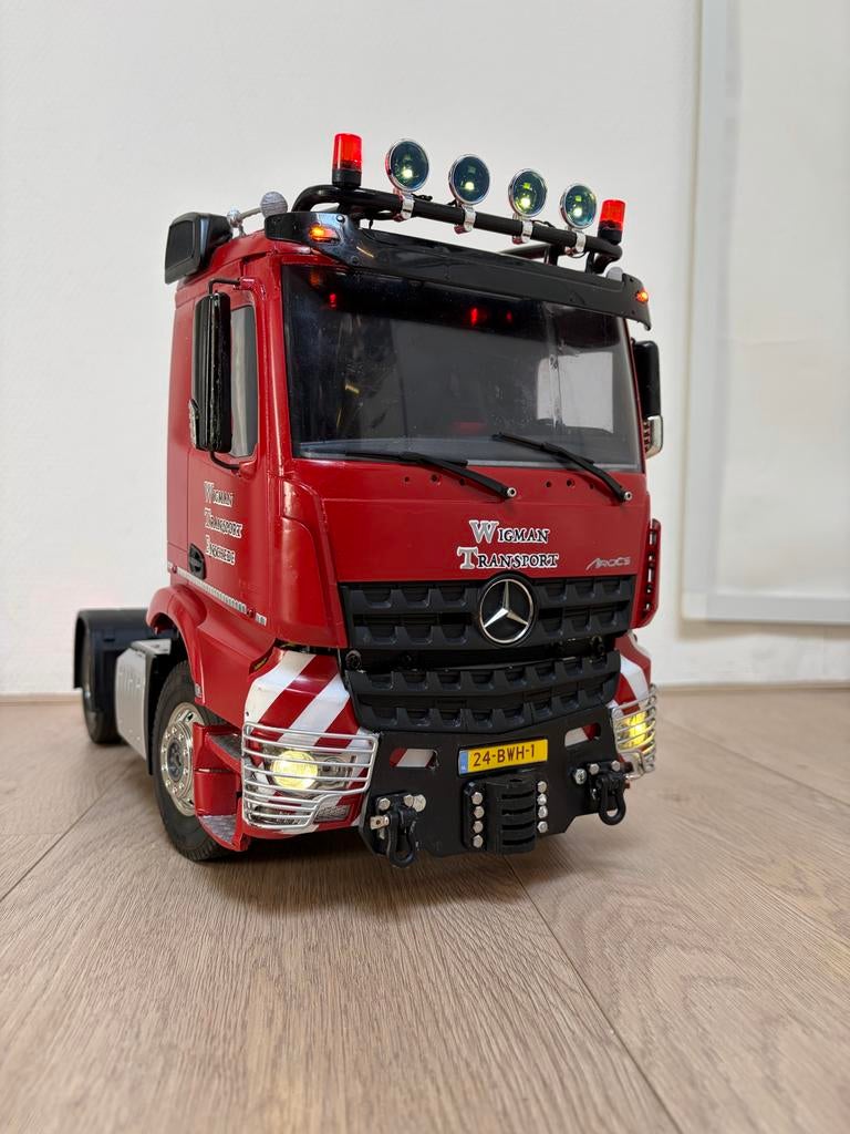 Tamiya 1/14 Mercedes Arocs 4x2 met automatische schotel, Ophalen, Gebruikt, Groter dan 1:32, Truck