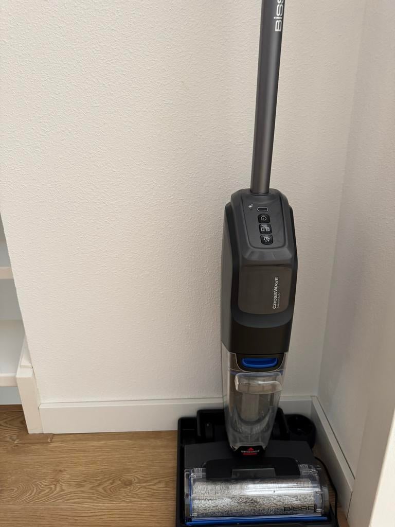 Bissell CrossWave Omnifind Stofzuiger en Dweil in één, Ophalen, Zo goed als nieuw, Reservoir