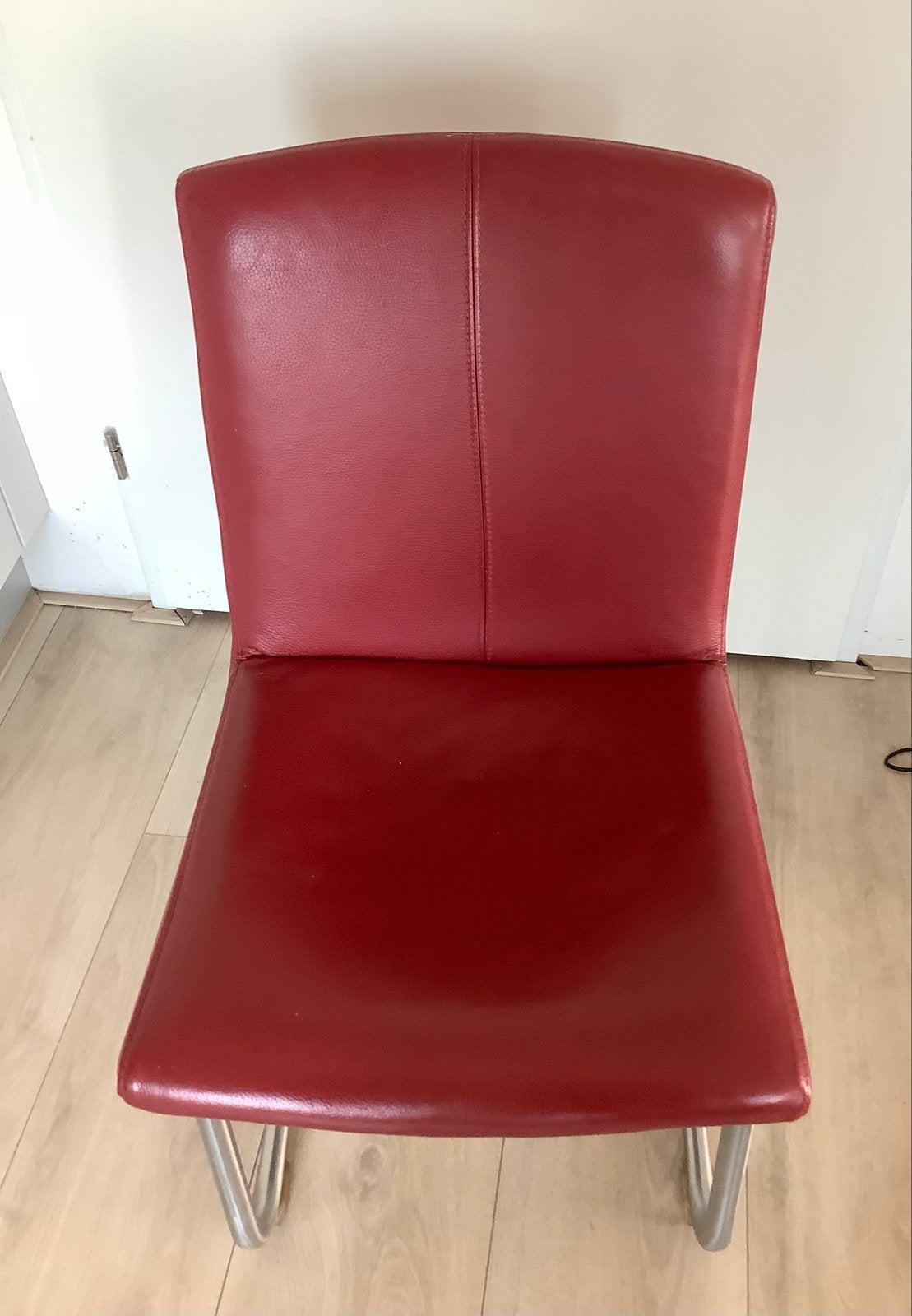 Rode leren eetkamerstoel met metalen frame, Ophalen, Gebruikt, Metaal, Eén