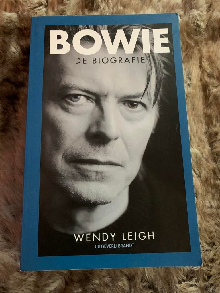 Wendy Leigh - Bowie, Boeken, Biografieën, Gelezen, Wendy Leigh, Kunst en Cultuur, Ophalen of Verzenden