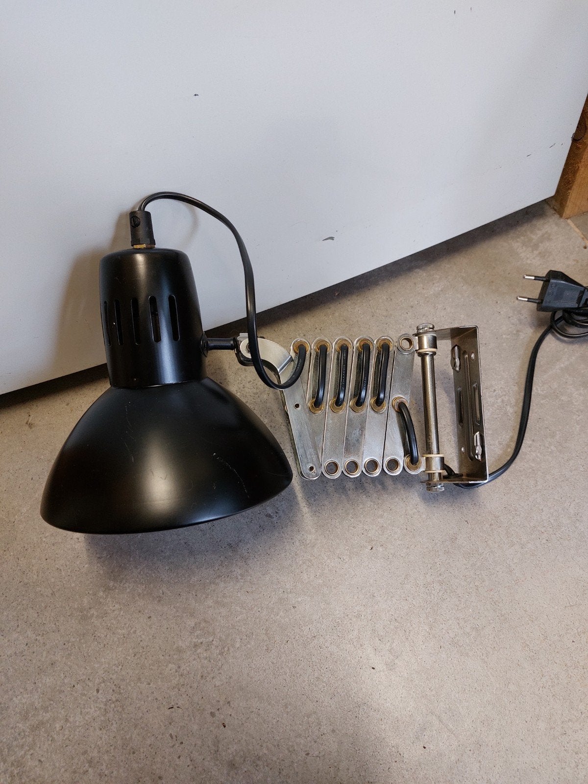 Retro vintage 80 ikea scharnierlamp schaarlamp, Ophalen of Verzenden, Gebruikt, Metaal, Ikea  vintage retro schanierlamp schaarlamp zwart
