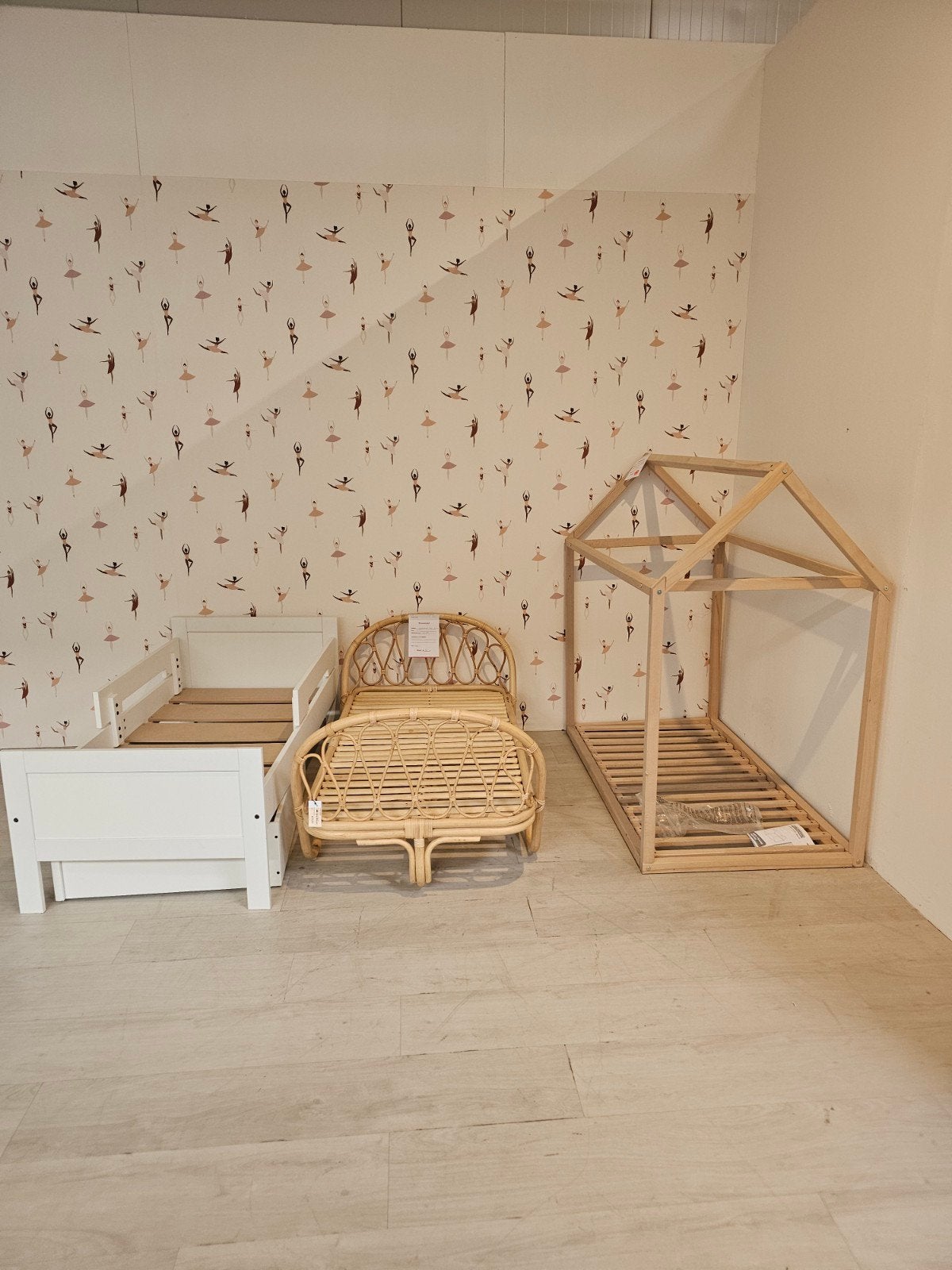 Showmodel outlet peuterbedden, Ophalen, Zo goed als nieuw, 140 tot 160 cm, 70 tot 85 cm
