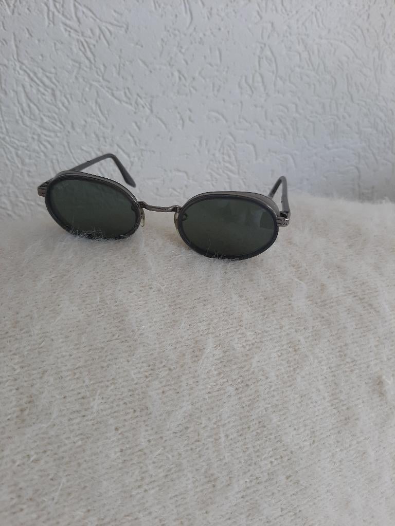 Ray Ban vintage zonnebril, Sieraden, Tassen en Uiterlijk, Zonnebrillen en Brillen | Dames, Gebruikt, Zonnebril, Ophalen of Verzenden