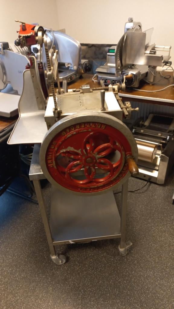 Gezocht: Oude Berkel snijmachines met handwiel, Ophalen