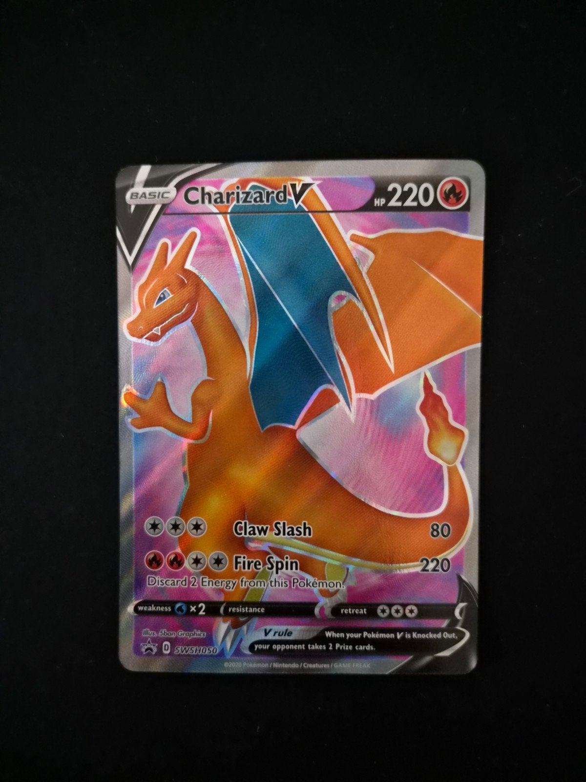 Charizard V SWSH050 Pokemon Promo, Hobby en Vrije tijd, Ophalen of Verzenden, Zo goed als nieuw