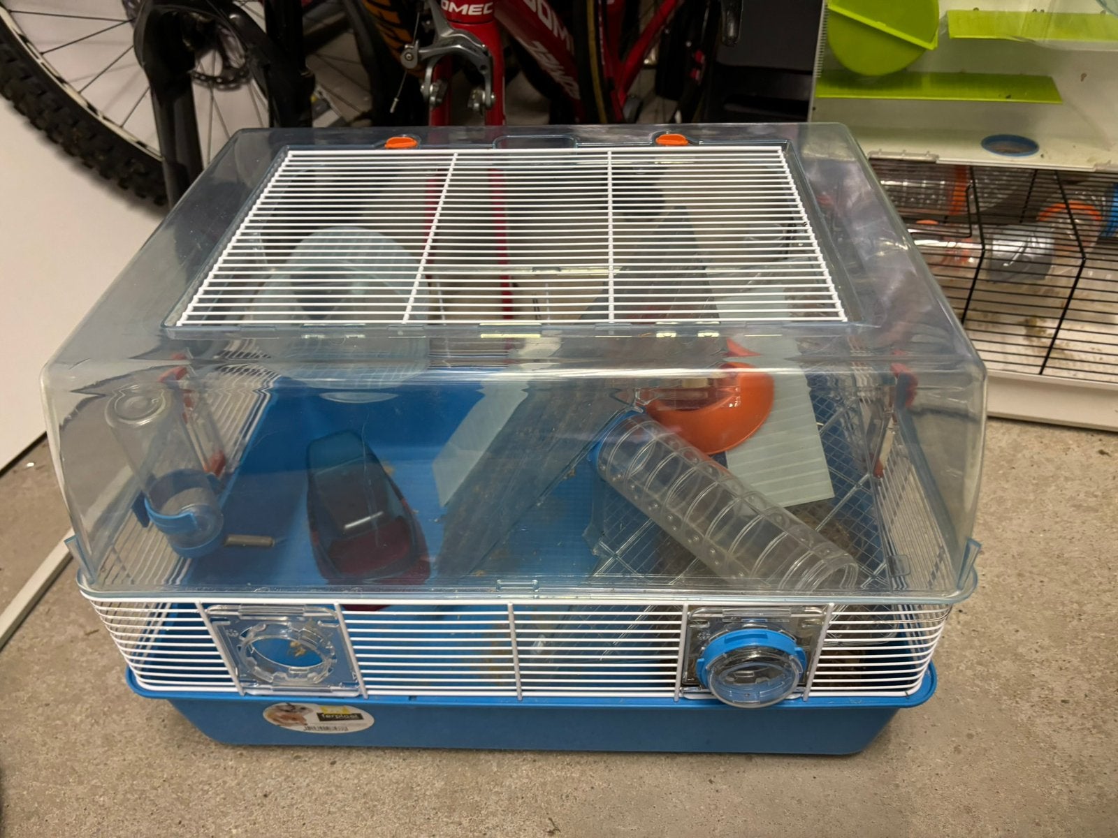 Ferplast Hamsterkooi Compleet – Inclusief Accessoires, Kooi, Minder dan 75 cm, Zo goed als nieuw, Ophalen
