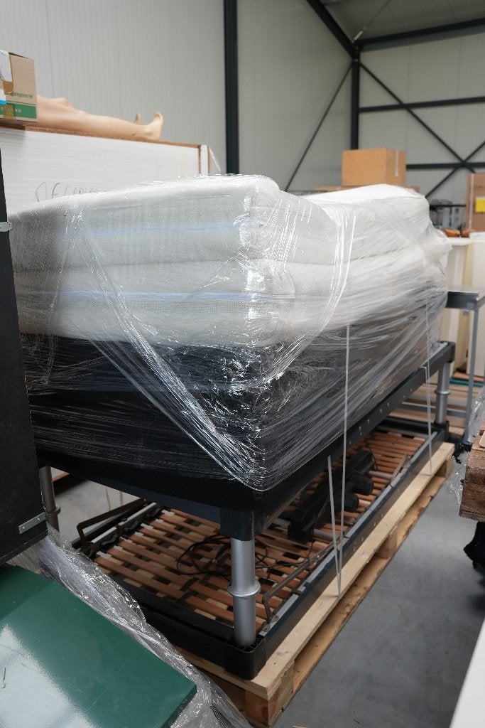 Compleet tweepersoonsbed incl. matras - verstelbaar, Huis en Inrichting, Slaapkamer | Bedden, Ophalen, 90 cm, Eenpersoons, 210 cm