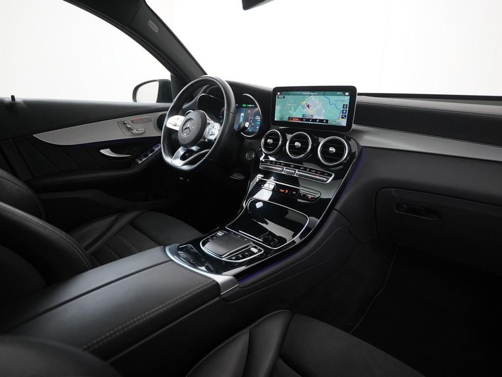 Mercedes-Benz GLC-klasse Coupé 300e 4MATIC AMG Night | Schu, Auto's, Mercedes-Benz, Automaat, 14 kWh, Gebruikt, 4 cilinders