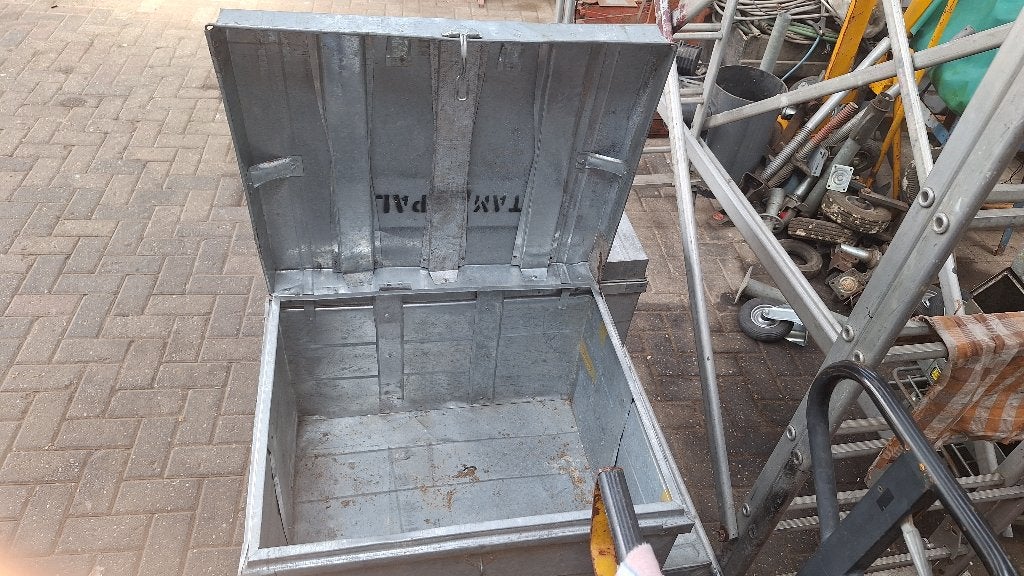 Metalen opbergkisten, Doe-het-zelf en Verbouw, Metalen, Ophalen, Gebruikt, IJzer