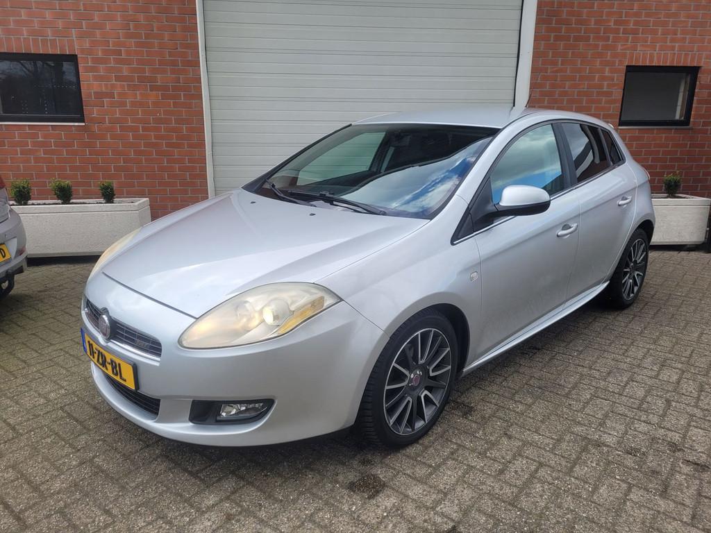 Fiat Bravo 1.4 T-Jet Edizione Sport, Voorwielaandrijving, 15 km/l, Gebruikt, 4 cilinders
