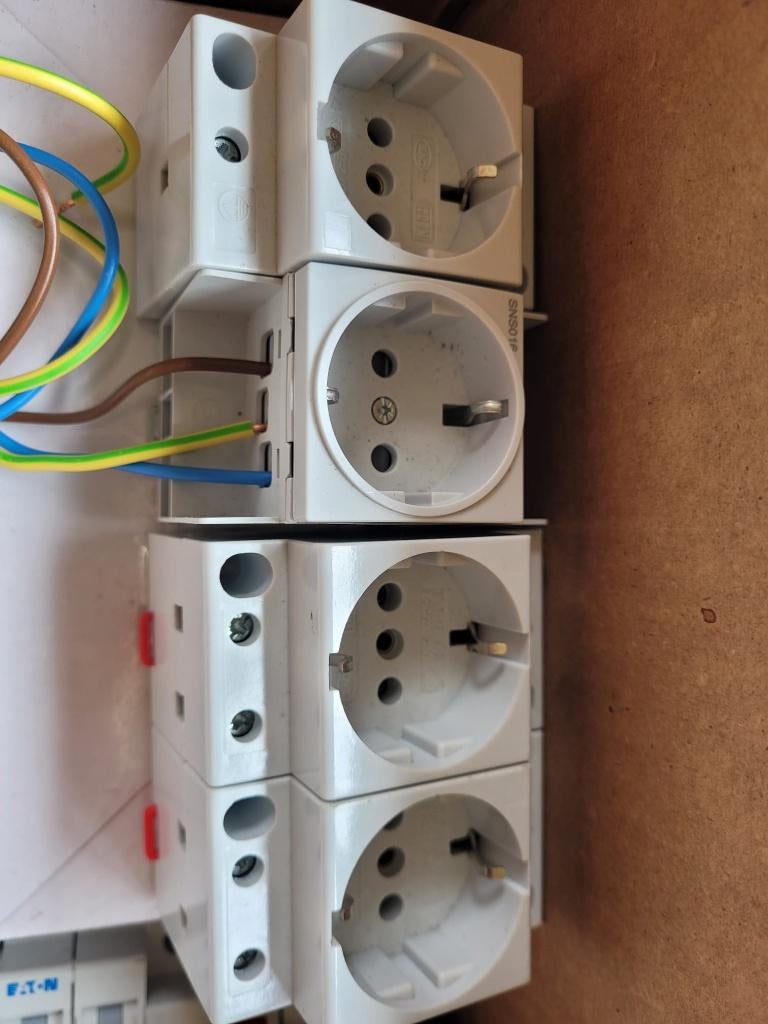Eaton Z-SD/230 DIN-rail contactdoos zonder klapdeksel, ., Nieuw, Ophalen of Verzenden, .