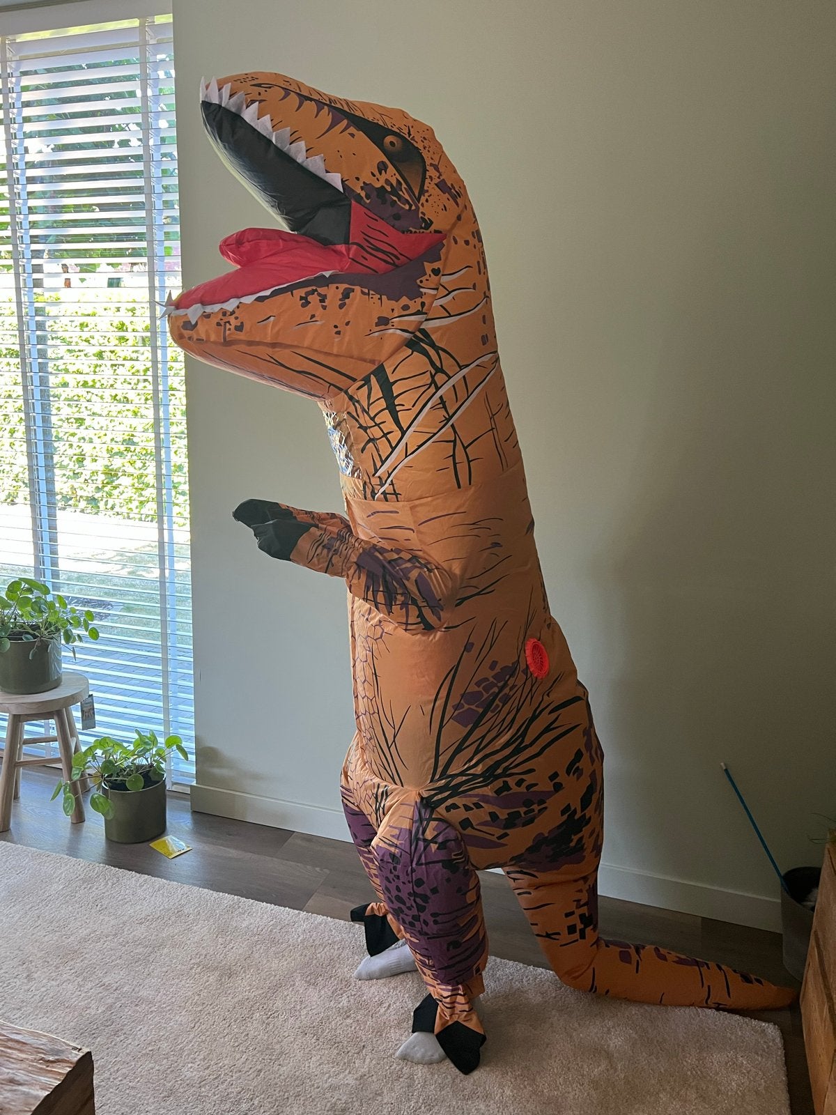Opblaasbaar T-Rex Kostuum - Perfect voor Feestjes!, Ophalen of Verzenden, Zo goed als nieuw, Pak of Jurk