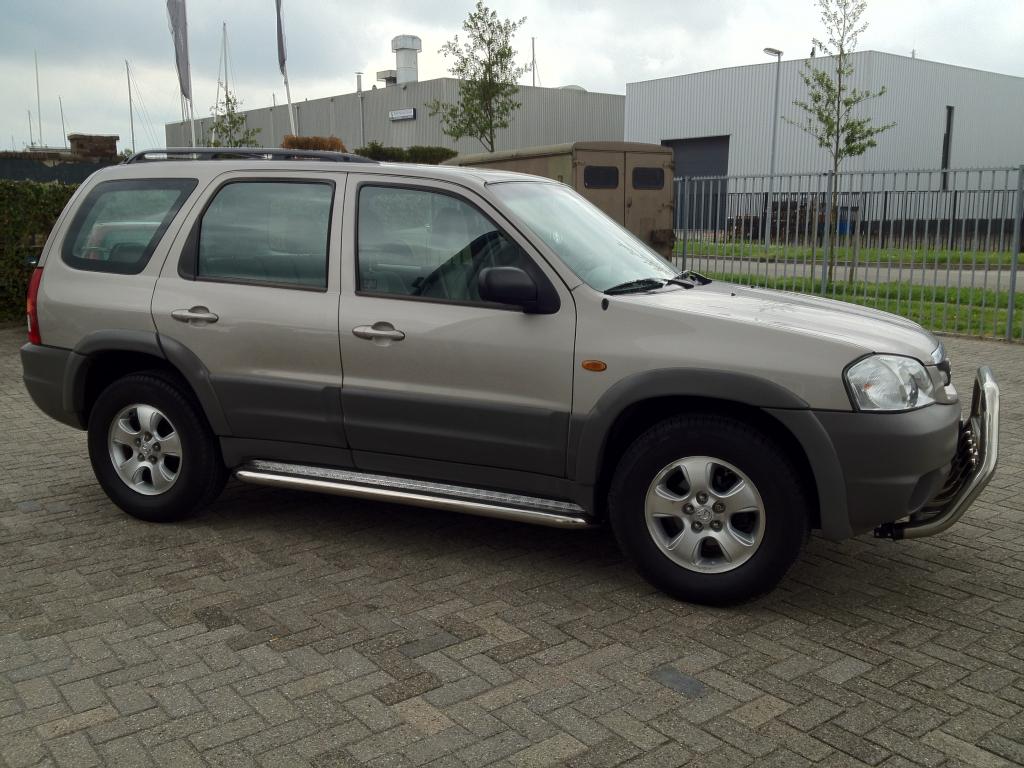 Mazda Tribute Sidebars met aluminium trede, Niet ingevuld, Niet ingevuld, Niet ingevuld