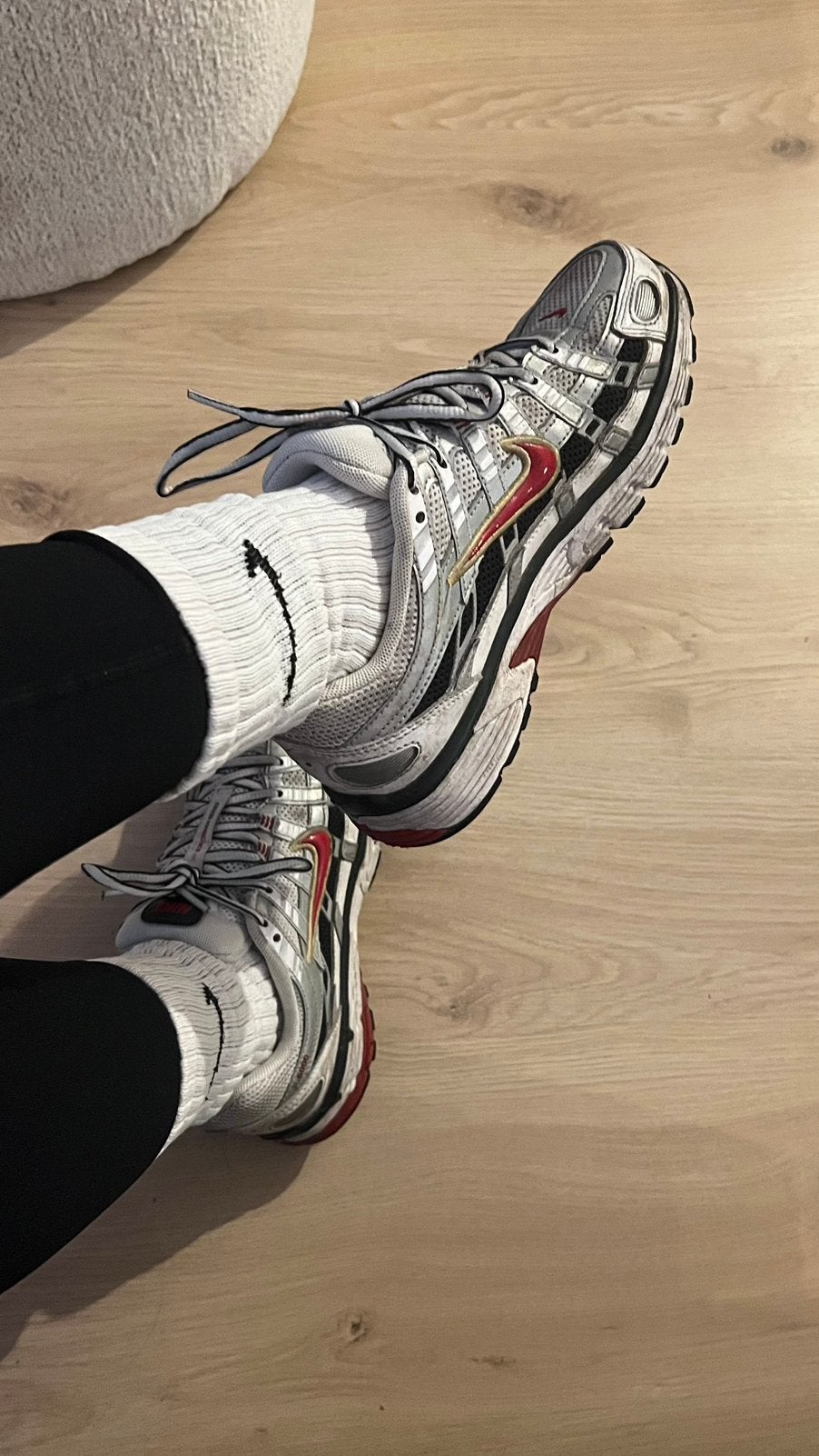 Nike sneakers maat 36.5 P6000, Wit, Ophalen of Verzenden, Sneakers of Gympen, Gedragen
