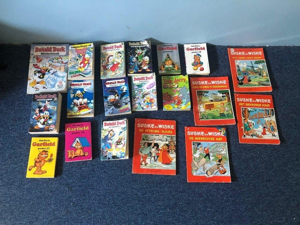 Donald Duck pockets, Suske en Wiske, Garfield, Gelezen, Ophalen of Verzenden, Diverse auteurs (o.a. Willy Vandersteen, Walt Disney, Jim Davis)