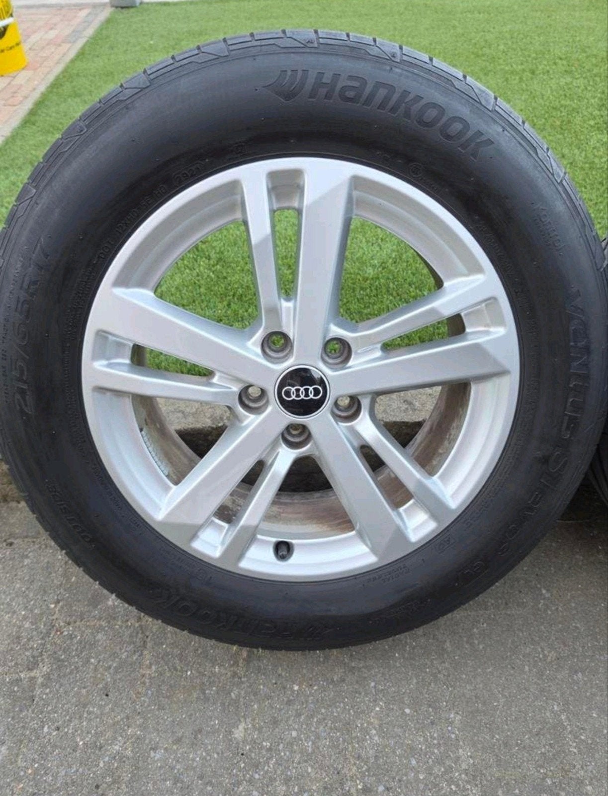 17" Audi Q3 57.1 Velgen + Hankook zomerbanden 215/65 R17, Ophalen, 215 mm, Banden en Velgen, 17 inch
