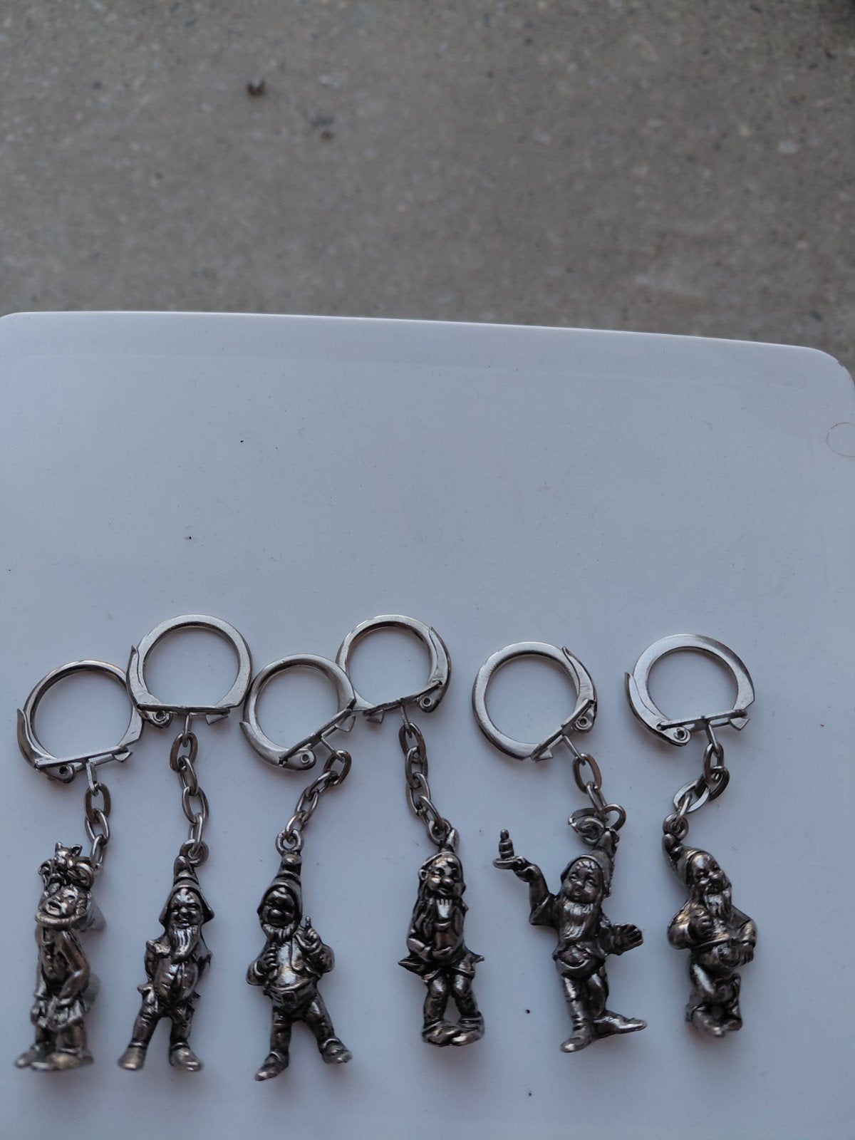 Set van 6 Kabouter Sleutelhangers - Nieuw, Verzamelen, Ophalen of Verzenden, Gebruikt, Knuffel of Figuurtje