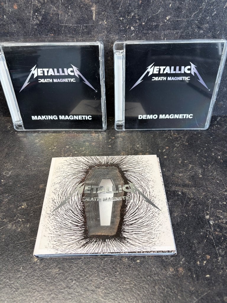 Metallica Death Magnetic CD + bonus boxset, Ophalen of Verzenden, Zo goed als nieuw, Boxset